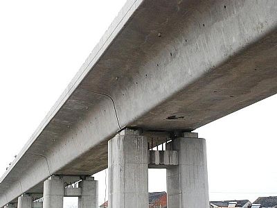 大石桥滑移支座隔震设计提出技术要求
